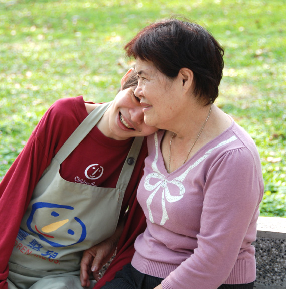 和泰汽車讓愛啓動 你捐我捐 一起讓愛全速前進