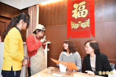 點餐送餐樣樣來 客人滿意是喜憨兒勤奮的動力