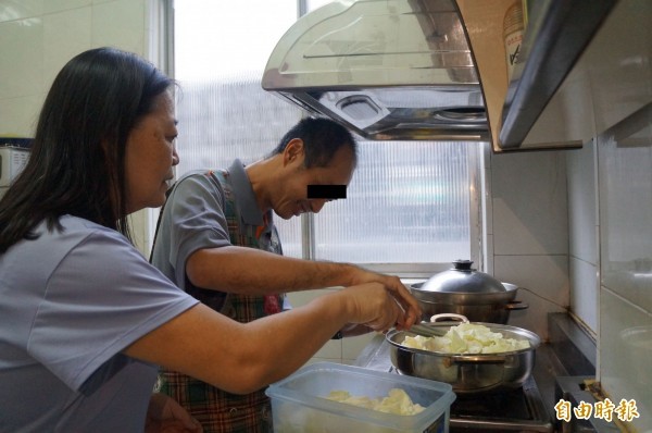喜憨兒住社區家園 煮飯、洗衣自己來