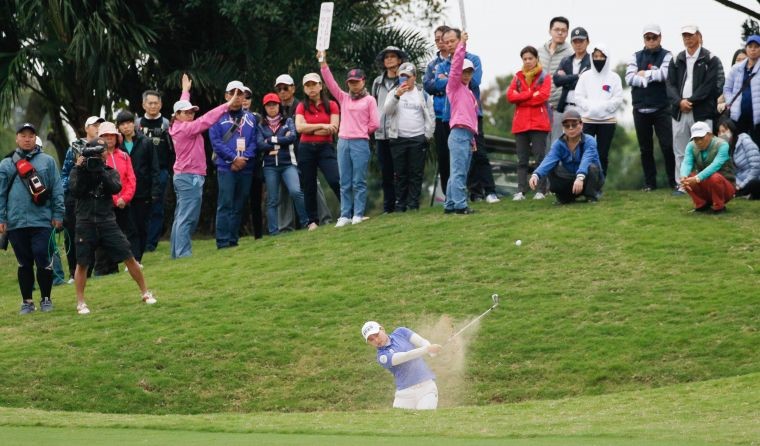 陳宇茹三回合總桿207桿(-9)並列第四