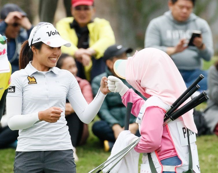冠軍泰國選手帕琳達204桿(-12)