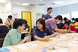 五年同行的愛與創意，在畫布上綻放